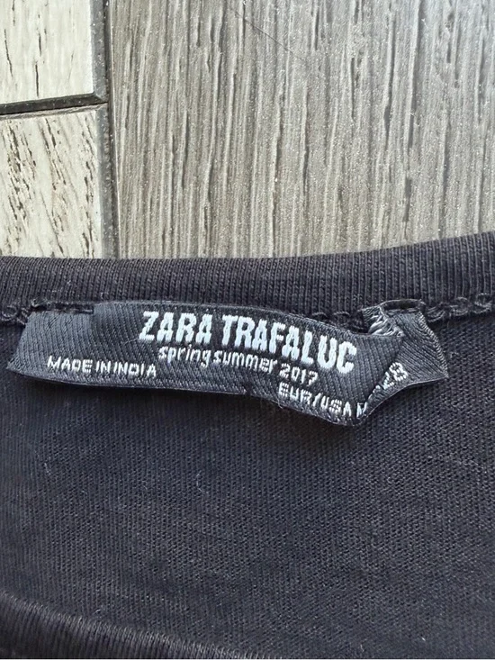 Zara Black Sequin Embroidered Crop Top with Multicolor Accents - Picture 2 of 5